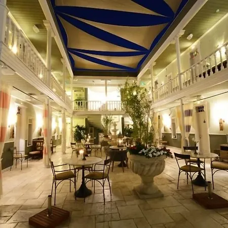 Marge Hotel